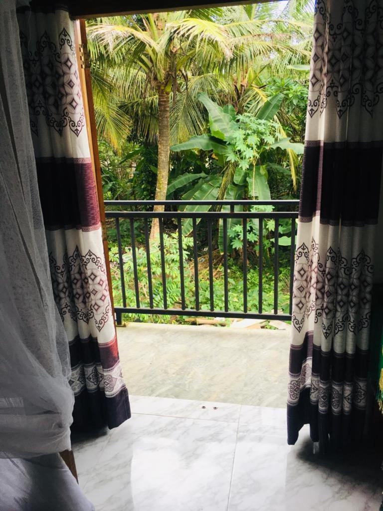 Mirewon Guest Hotell Weligama Eksteriør bilde