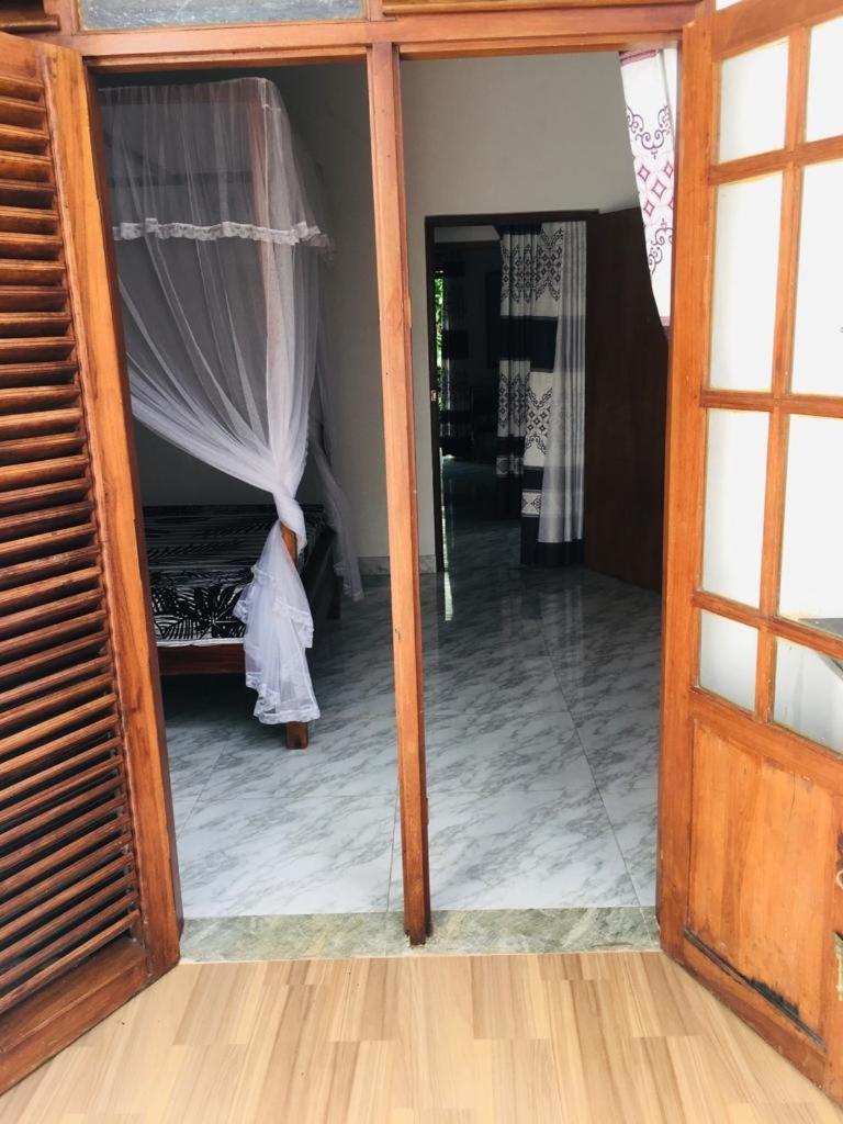 Mirewon Guest Hotell Weligama Eksteriør bilde