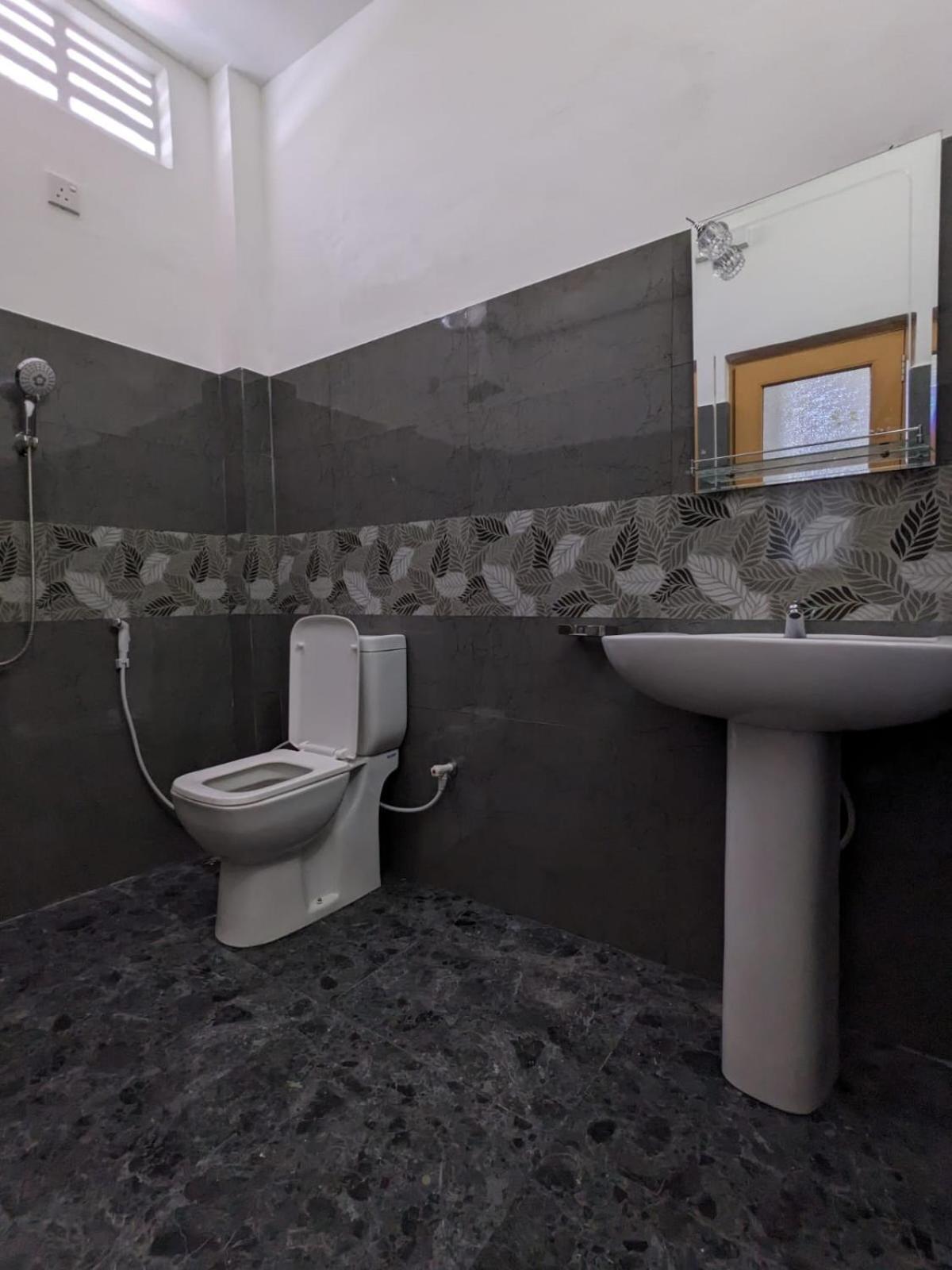 Mirewon Guest Hotell Weligama Eksteriør bilde