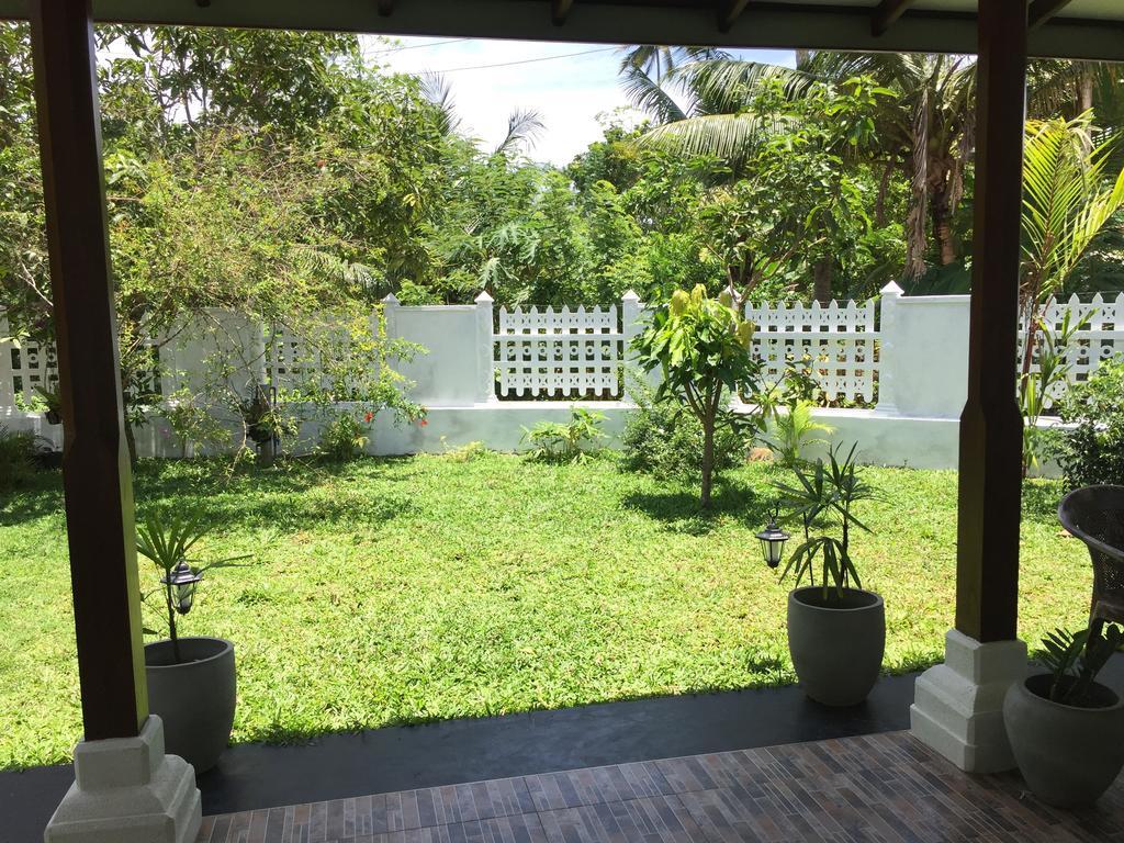 Mirewon Guest Hotell Weligama Eksteriør bilde