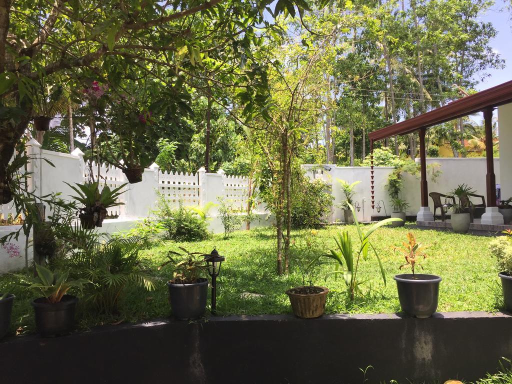 Mirewon Guest Hotell Weligama Eksteriør bilde